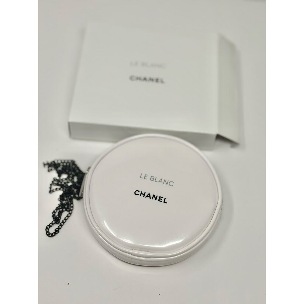 Le Blanc Round White Mini Bag With Chain Limited Edition Box vip